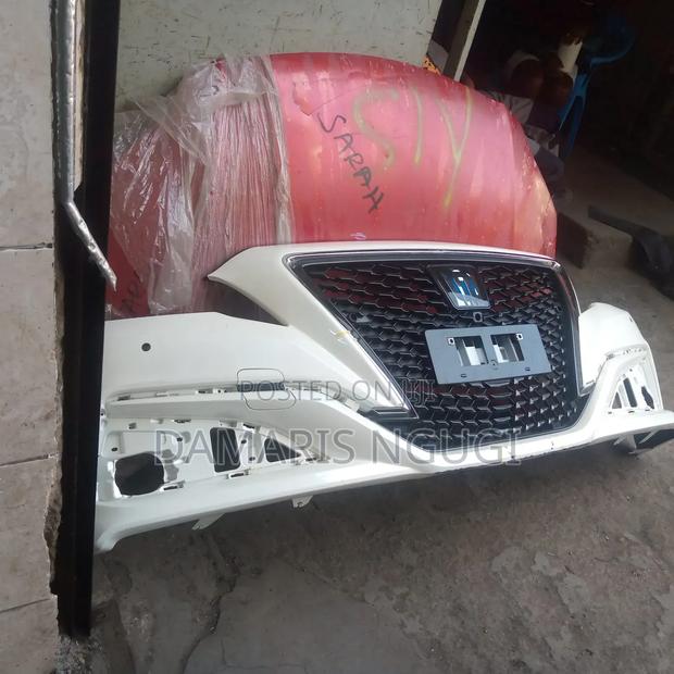 Crown Front Bumper Royal Saloon 2017/2018