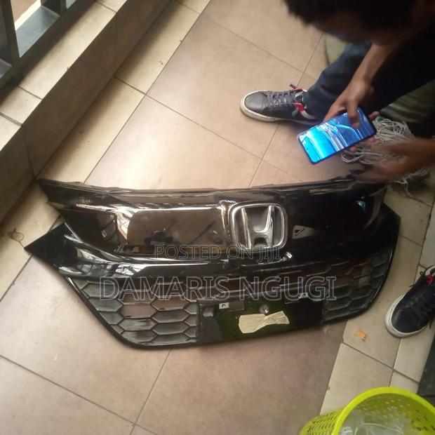 Honda Vezel Grill 2014/2017