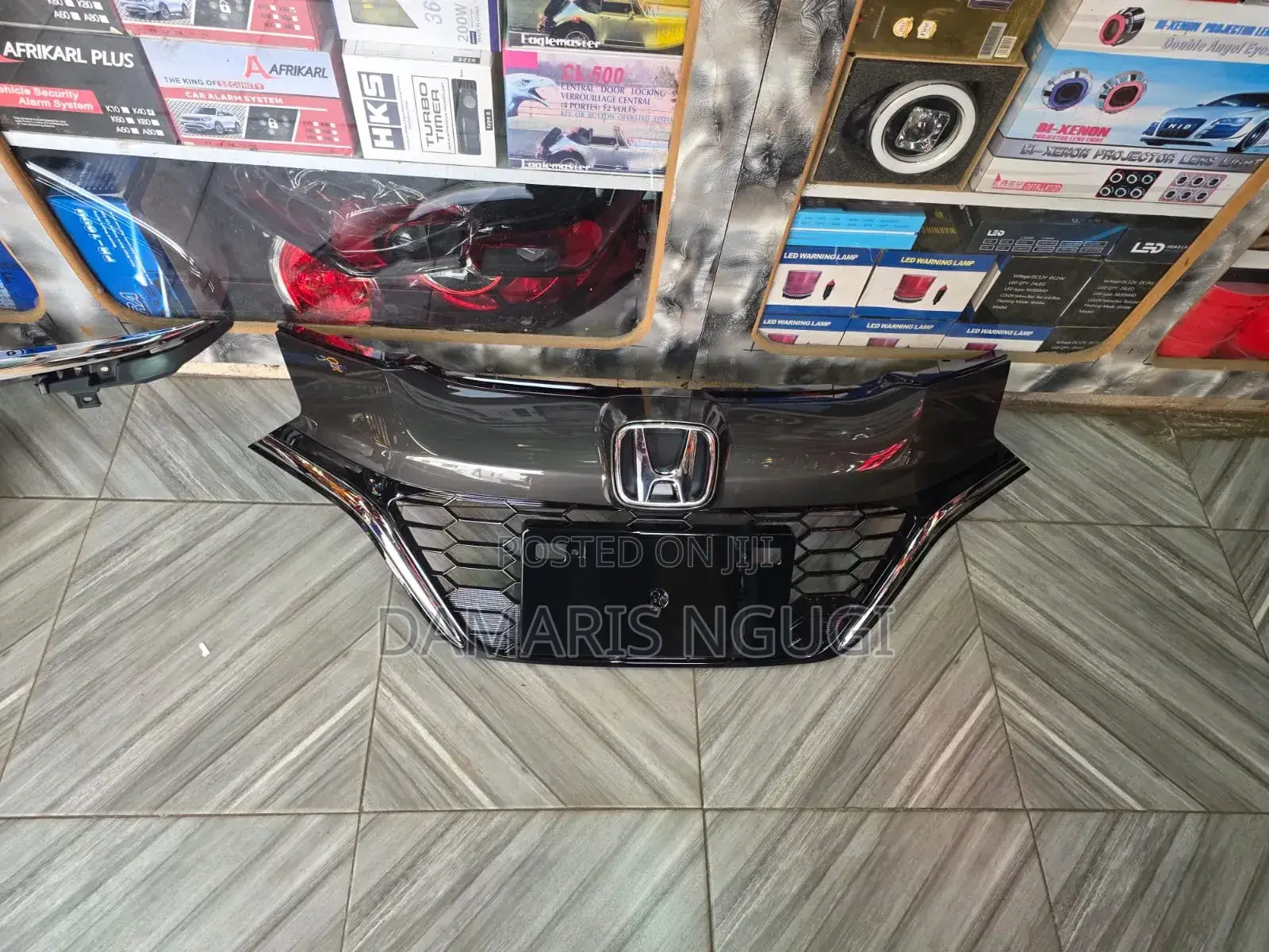 Honda Vezel Grill 2014/2017