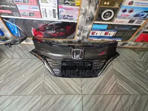 Honda Vezel Grill 2014/2017