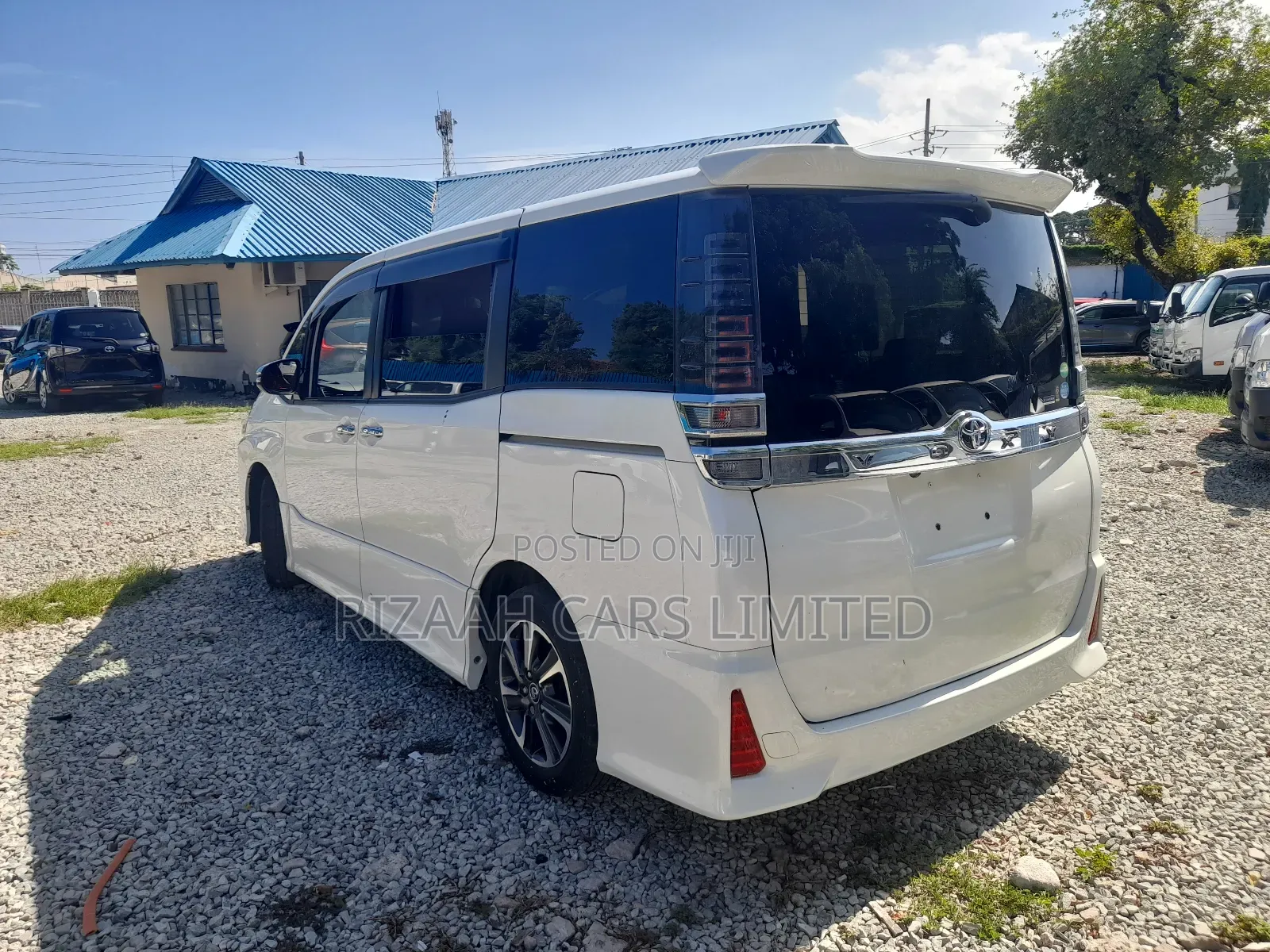 Toyota Voxy 2019 White