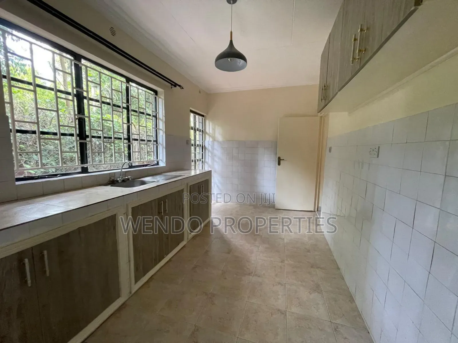 3bdrm Bungalow in Karen C for rent