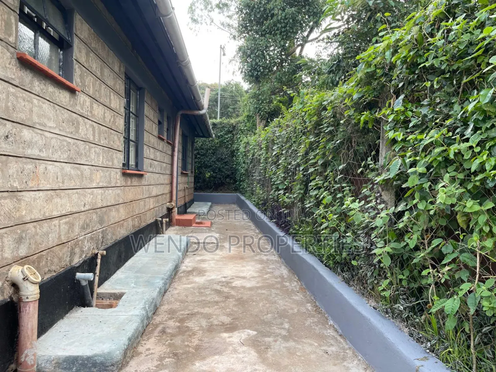 3bdrm Bungalow in Karen C for rent