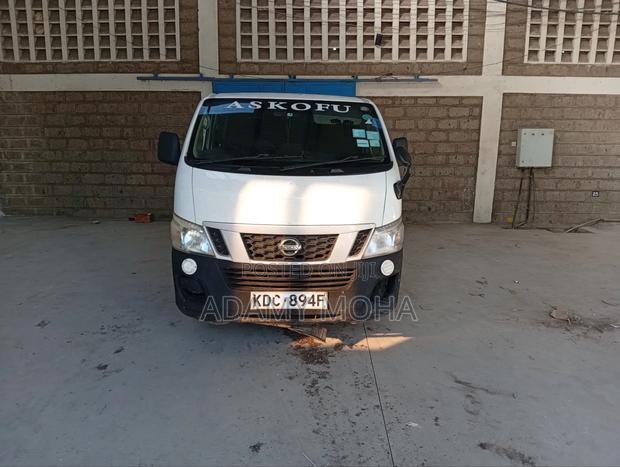 Nissan Caravan (Urvan) 2017 White - thumbnail 6