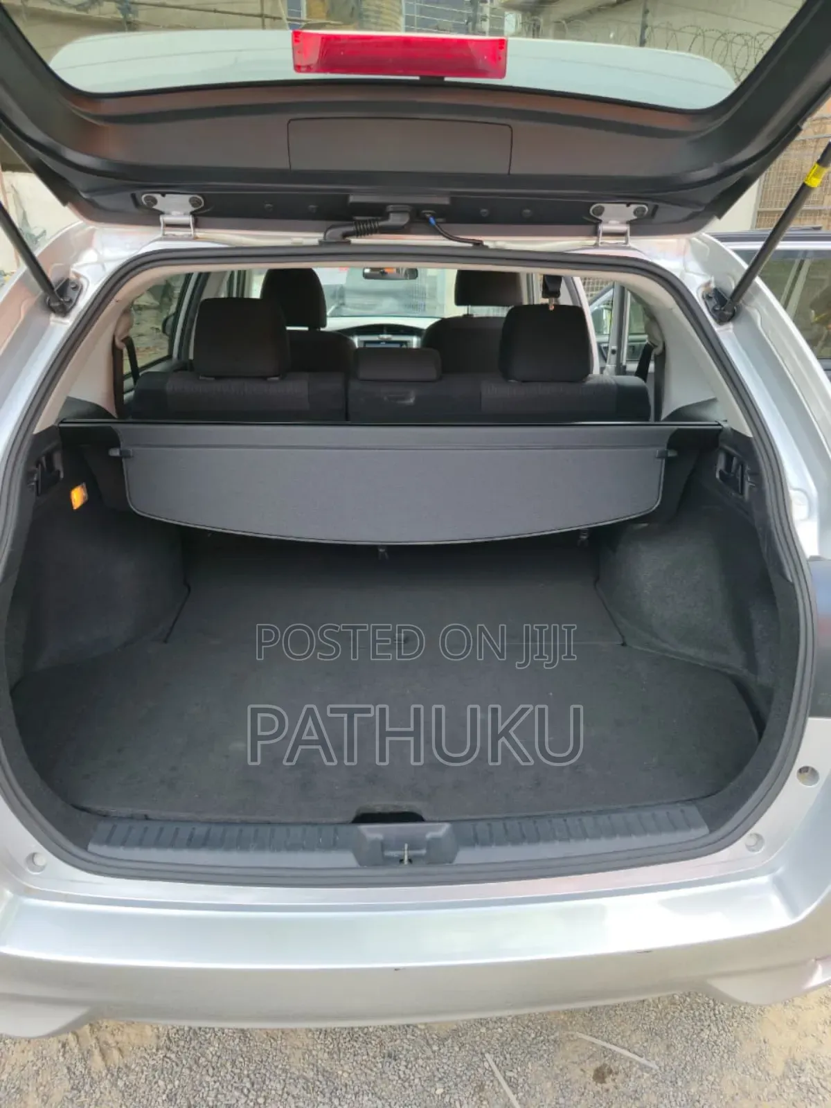 Toyota Corolla Fielder 2018 Silver