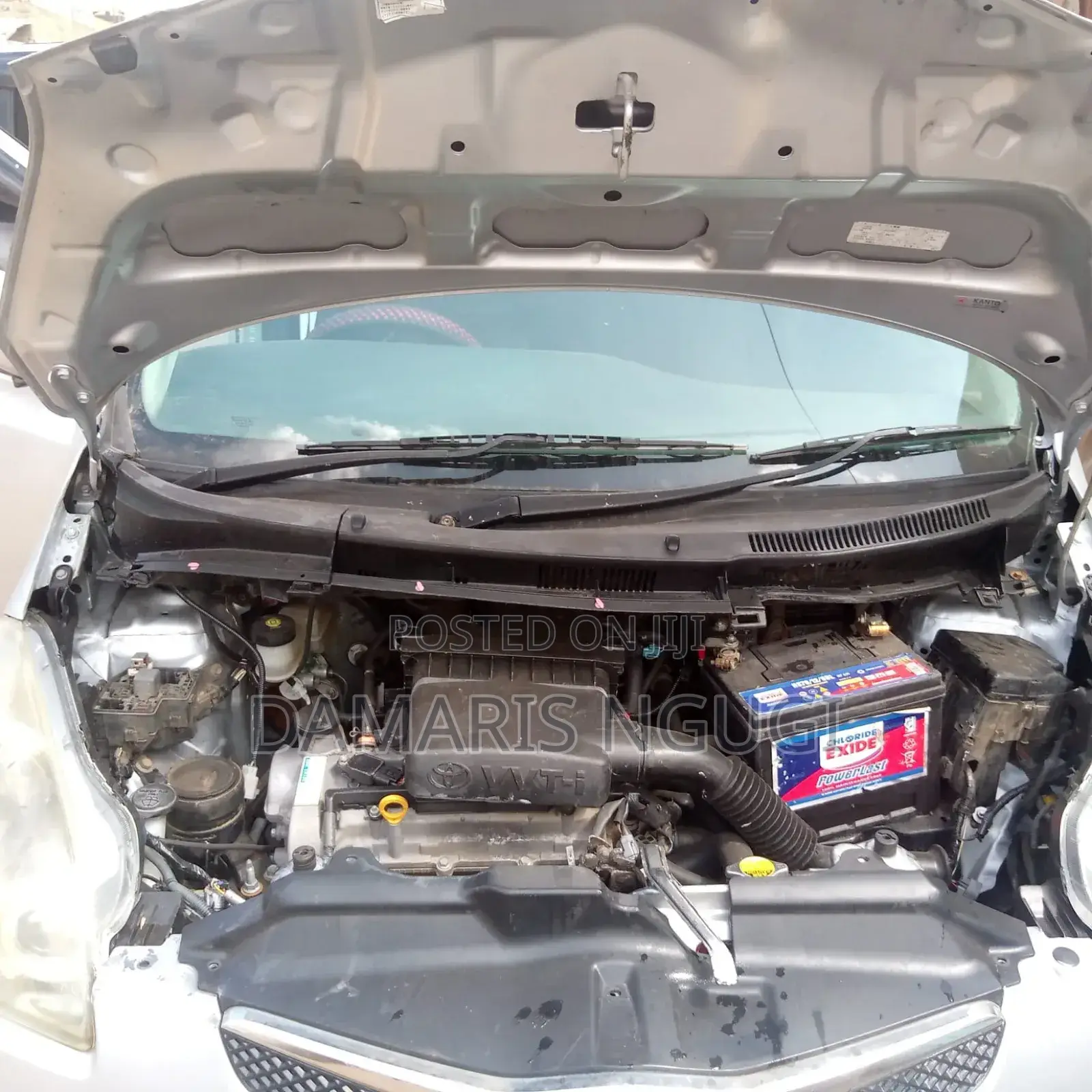 Toyota Ractis 2009 Silver