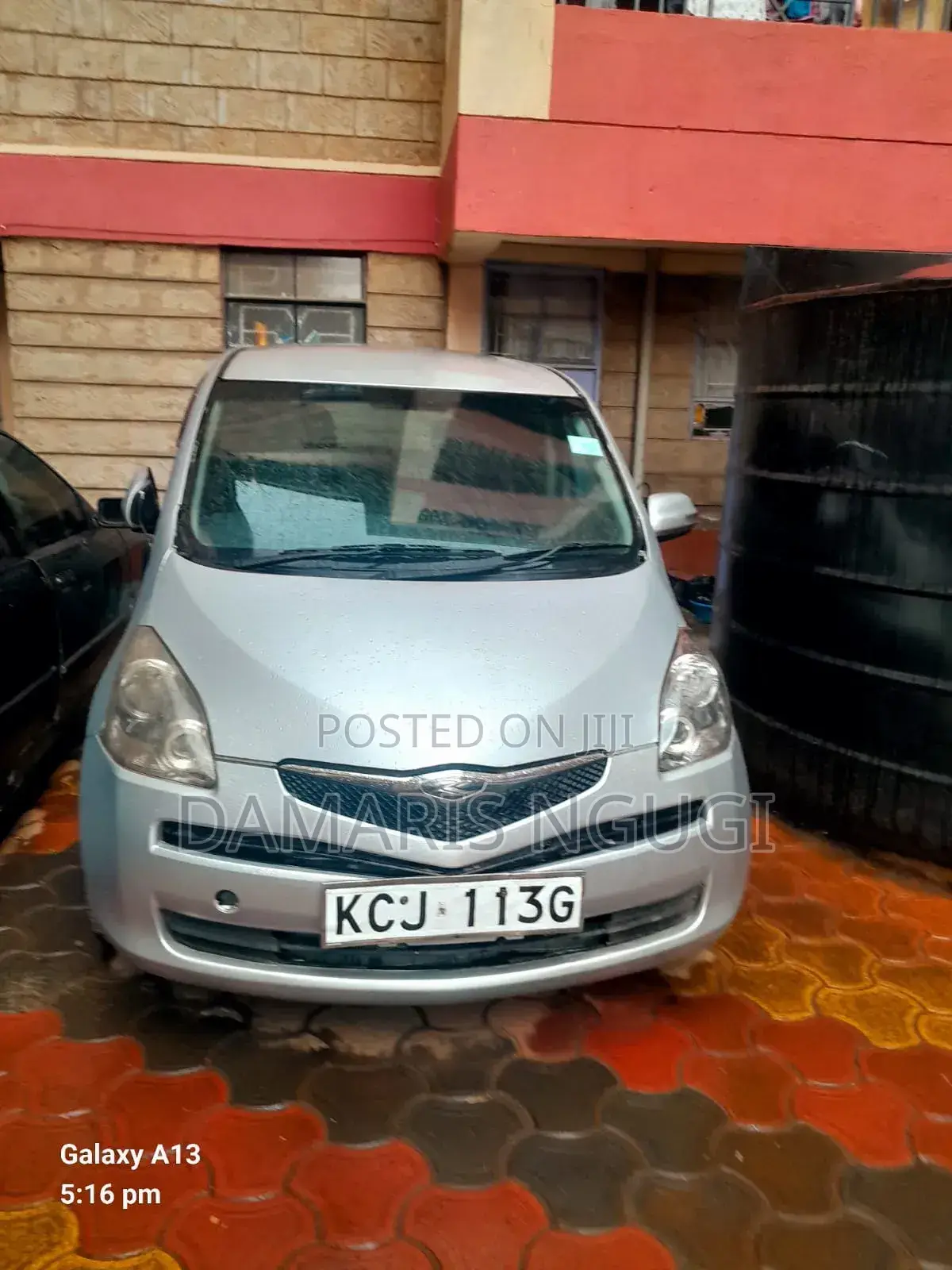 Toyota Ractis 2009 Silver