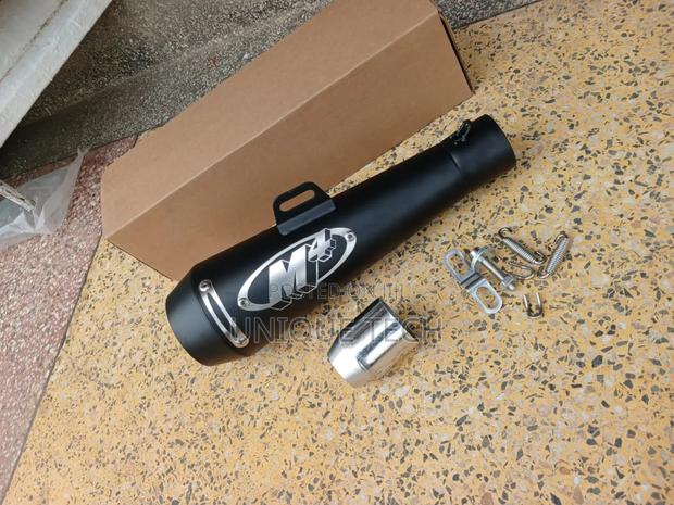M4 Universal Car Exhaust Muffler