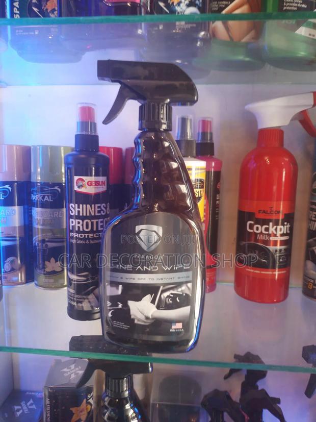 Paragon Car Wipe and Shine Wax