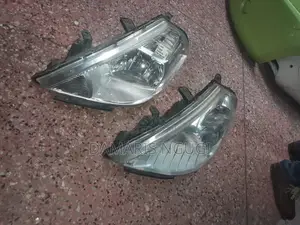 Tiida Headlights 2008
