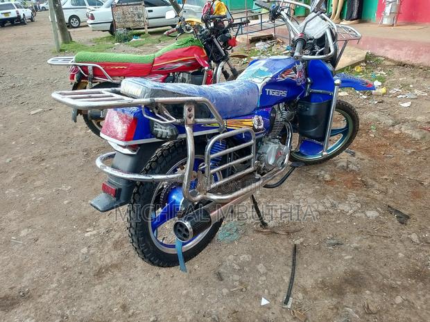Motorcycle 2017 Blue - main view
