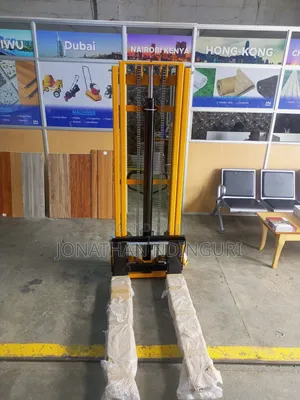 Warehouse Manual Stacker