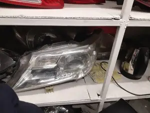 Serena Headlights