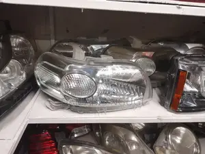 Porte Headlights Old 2005