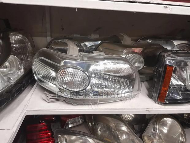 Porte Headlights Old 2005 - main view