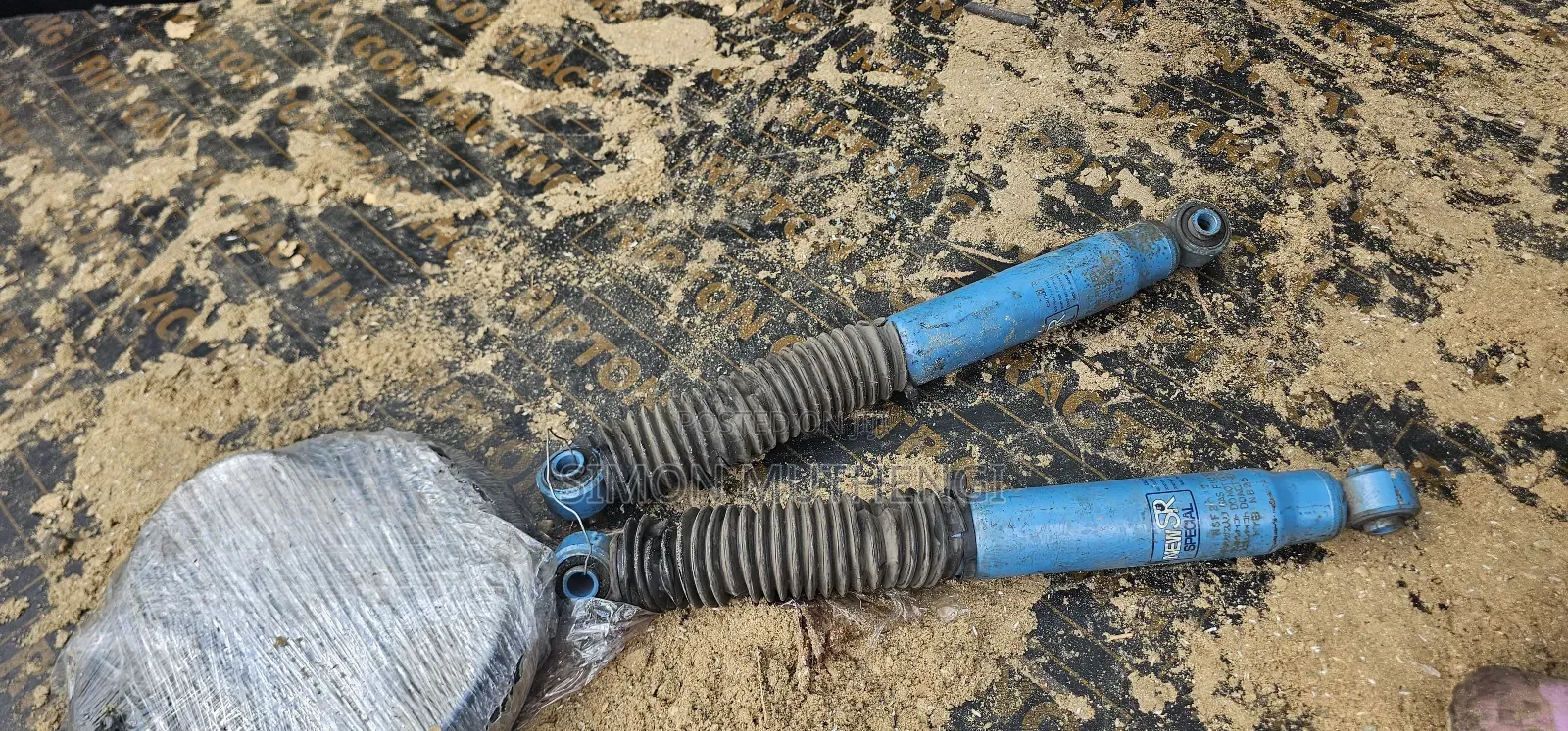 Solid Toyota Hilux Rear Shocks