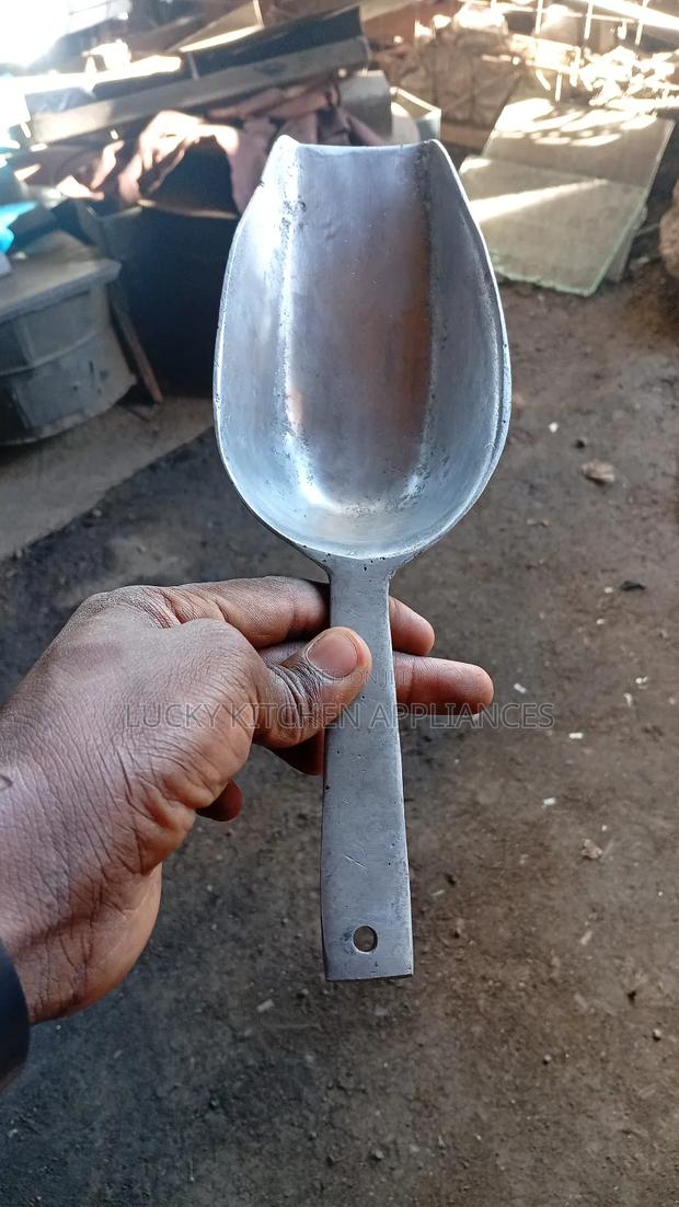 Heavier Cast Scooper.
