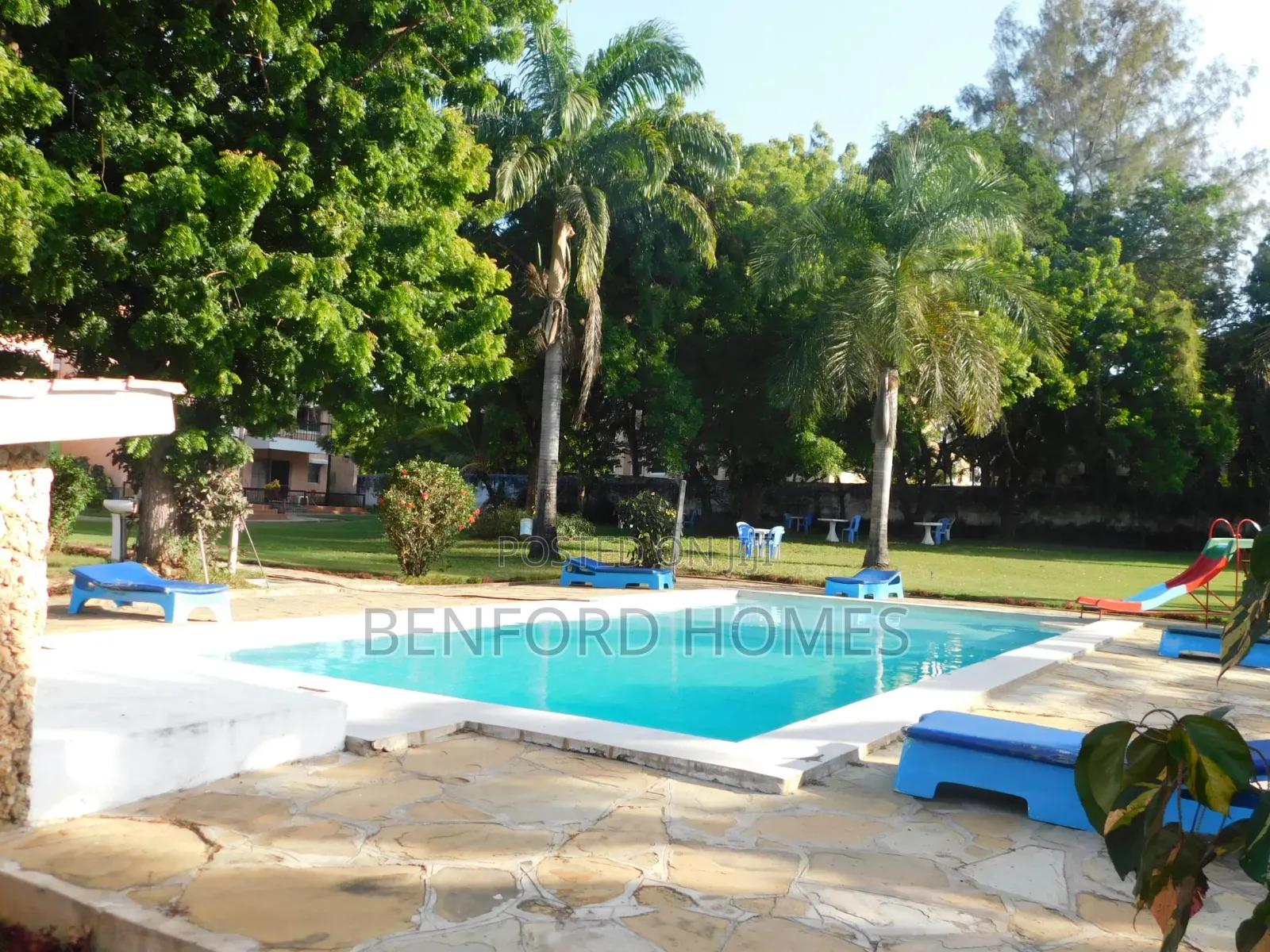 Min Hotel on Sale Nyali Walking Distance to the Beach-Benford Homes