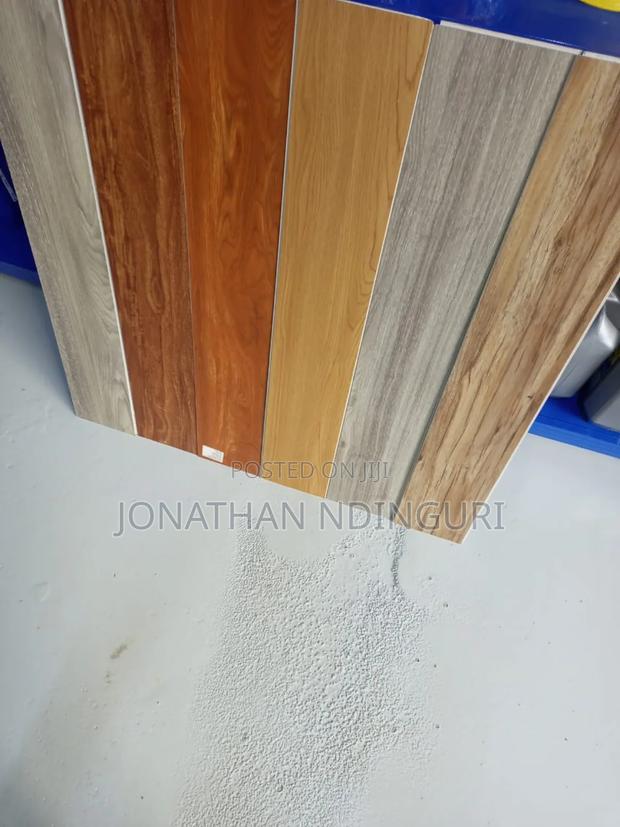 Luxury SPC Vinyl Flooring - thumbnail 2