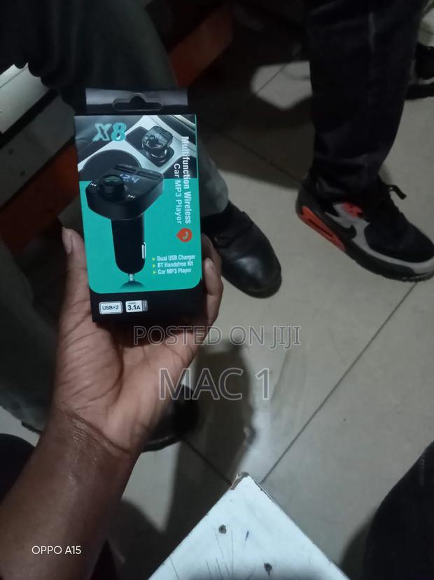 X8 Manufactional Wireless Car Mp3 Modulator