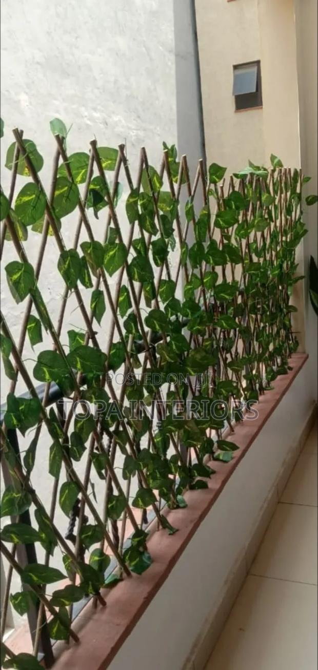 Wooden Sticks Mesh Extendable Faux Decorative Balcony Privacy Fence