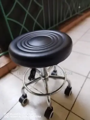Imported Adjustable Pedicure/Manicure Stool