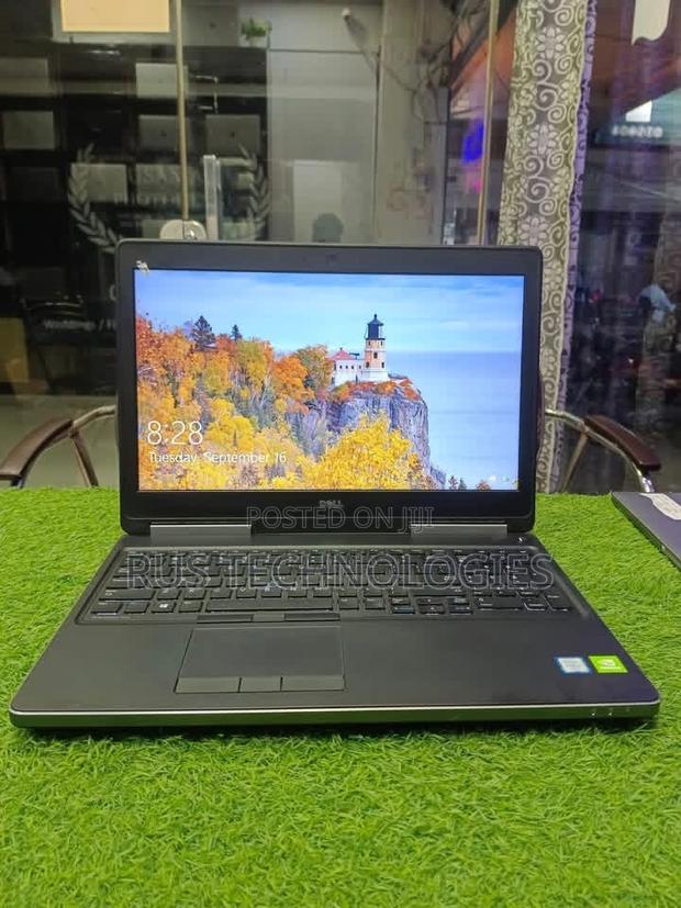 Laptop Dell Precision 7520 32GB Intel Core i7 SSD 256GB - thumbnail 2