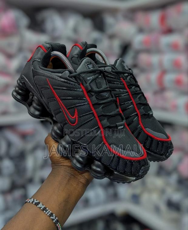 Sneaker Store - thumbnail 3