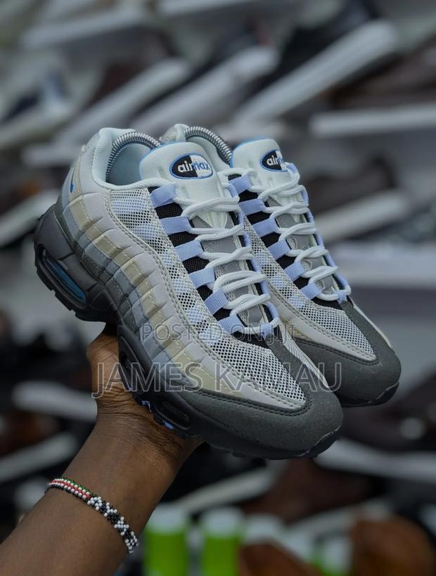 Sneaker Store - thumbnail 6