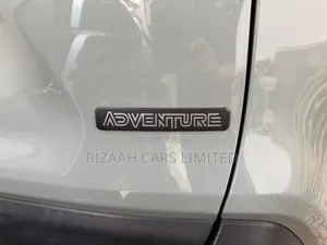 Toyota RAV4 Adventure AWD 2020 Green