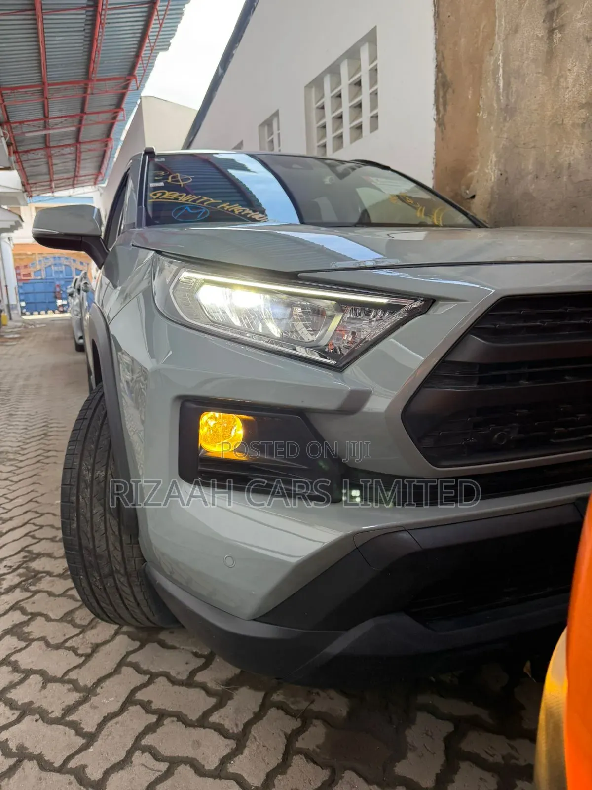 Toyota RAV4 Adventure AWD 2020 Green