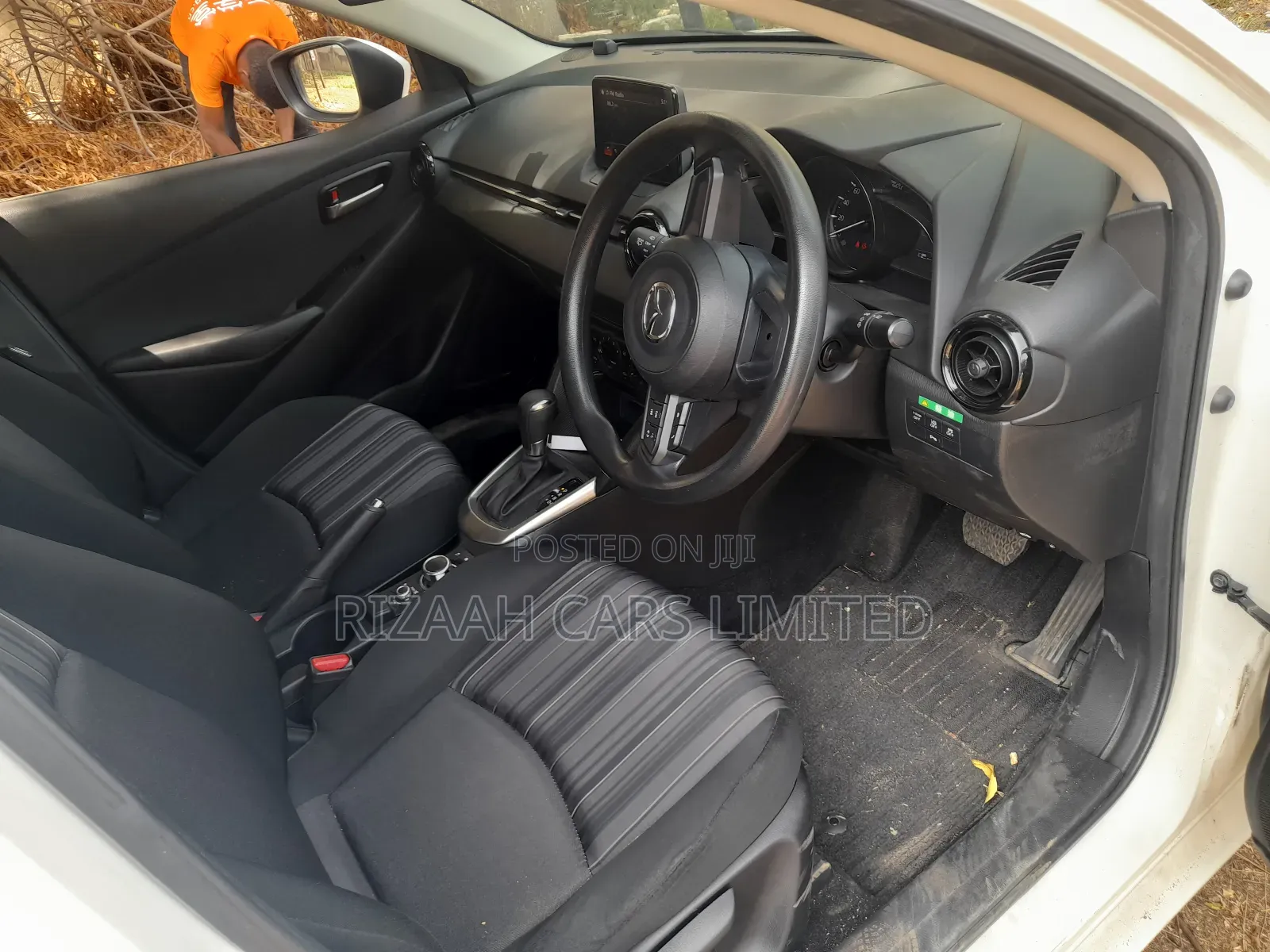 Mazda 2 2019 White