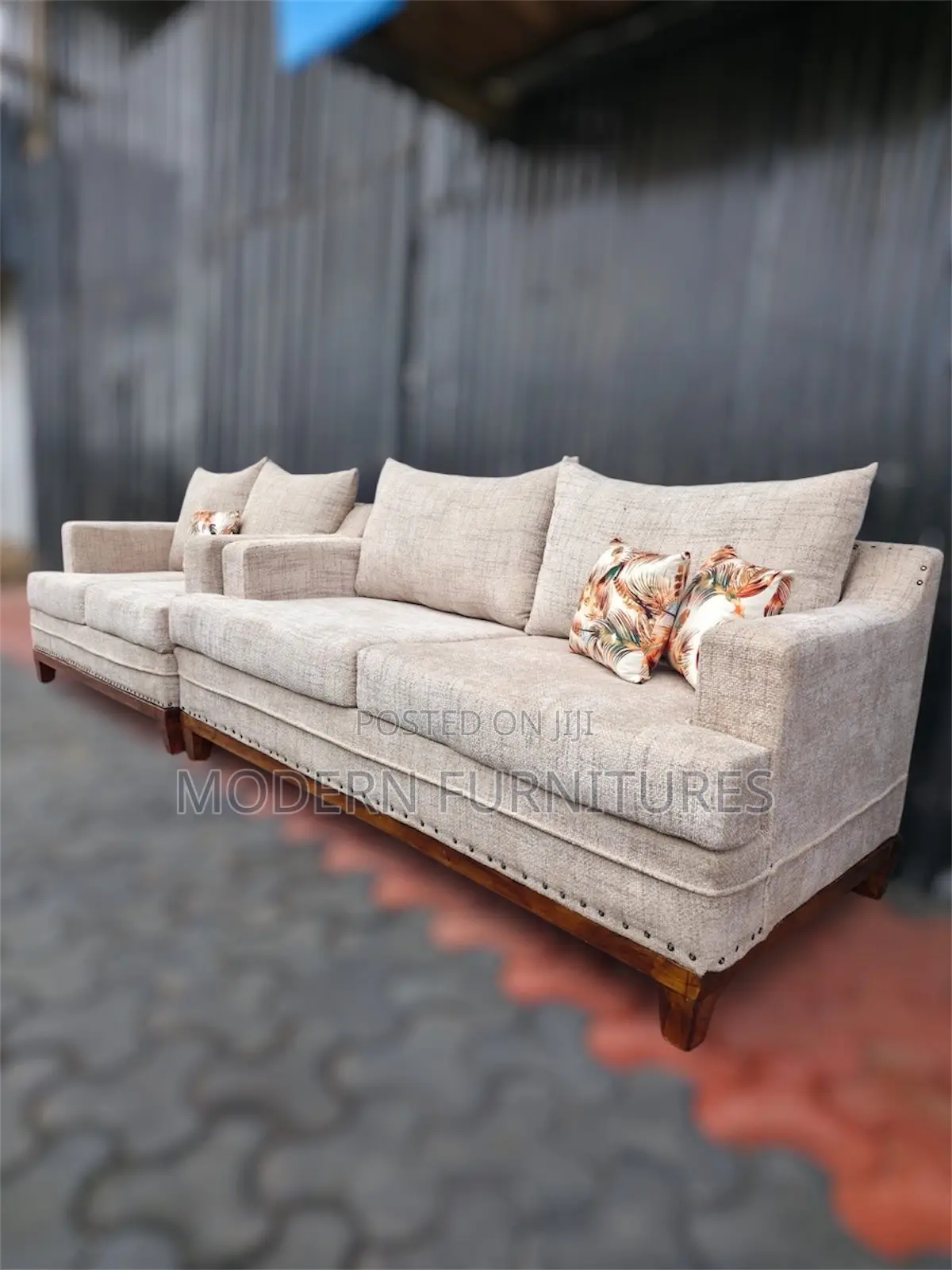 Luxurious 5 Seater Sofa/5 Seater Sofa