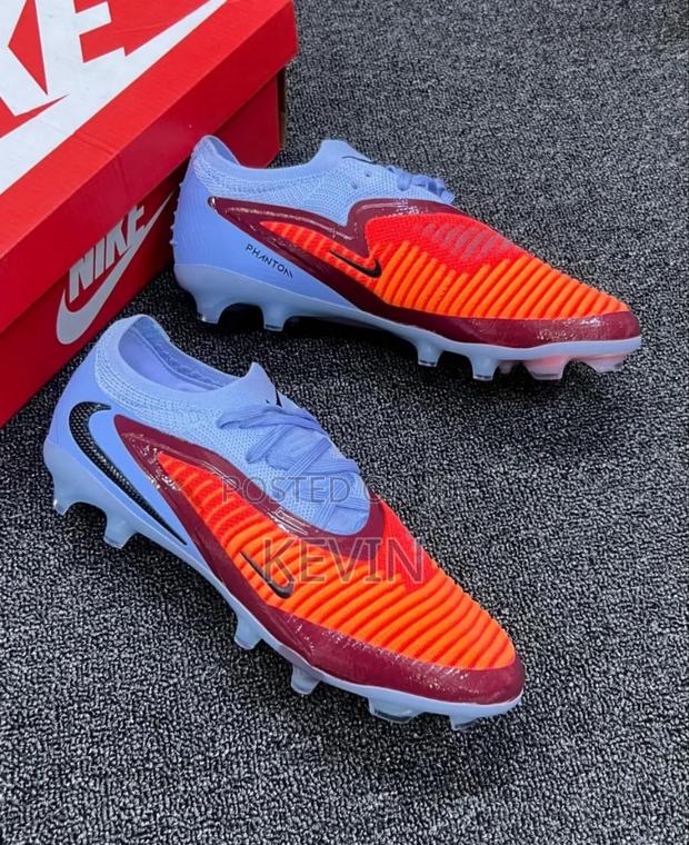 Football Shoes - thumbnail 3