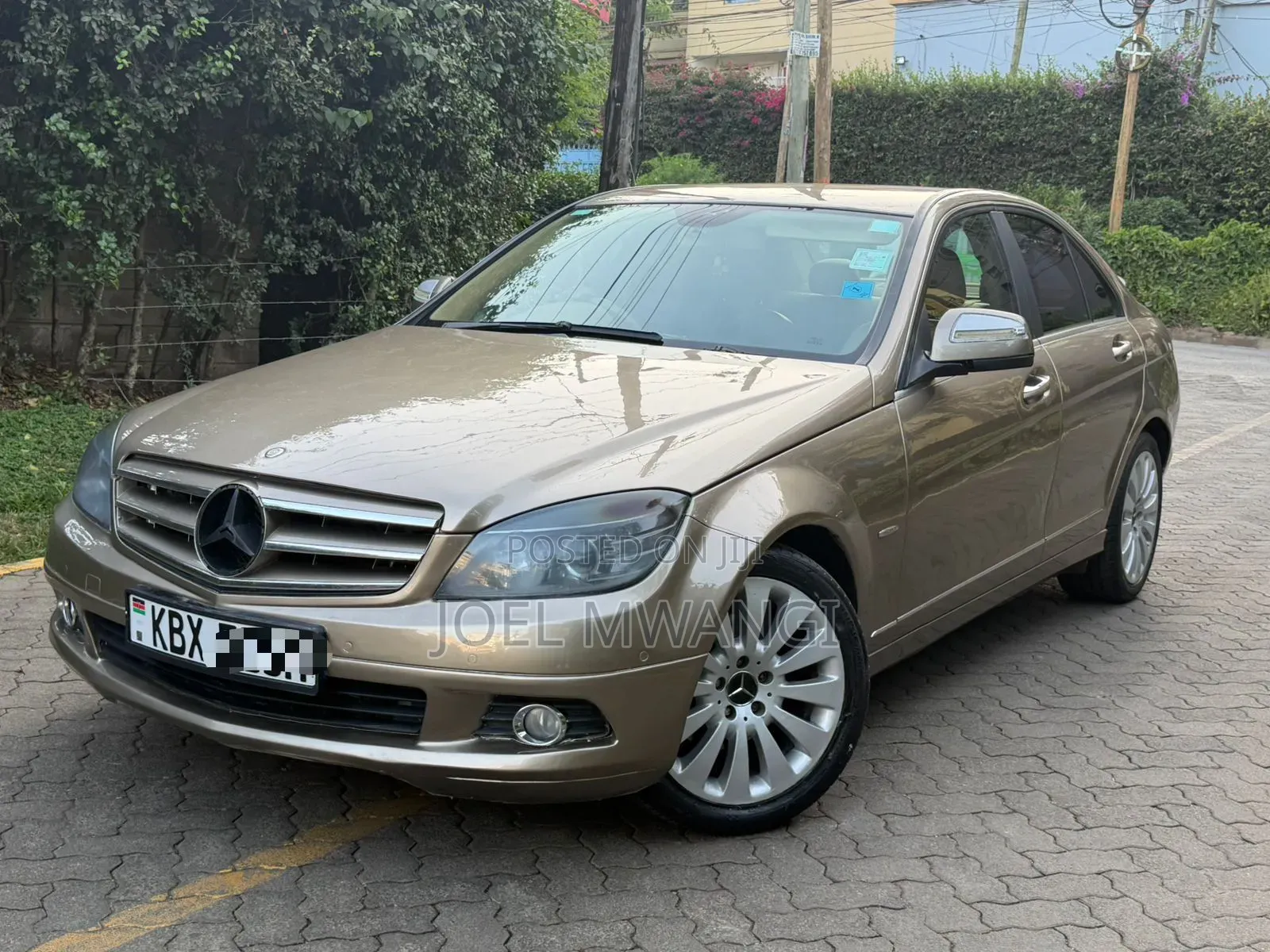 Mercedes-Benz C200 2007 Gold