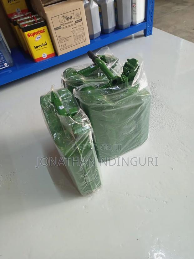 Compact Steel Fuel Can 10l