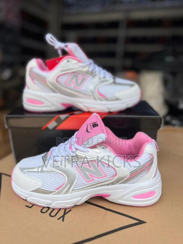 New Balance 530 Pink
