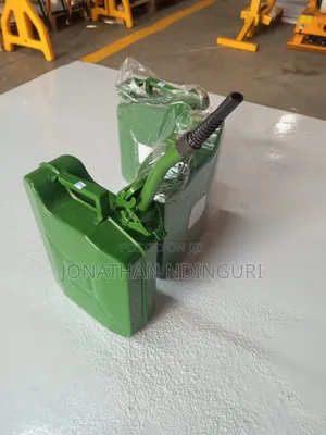 Professional Grade 10l Fuel Can