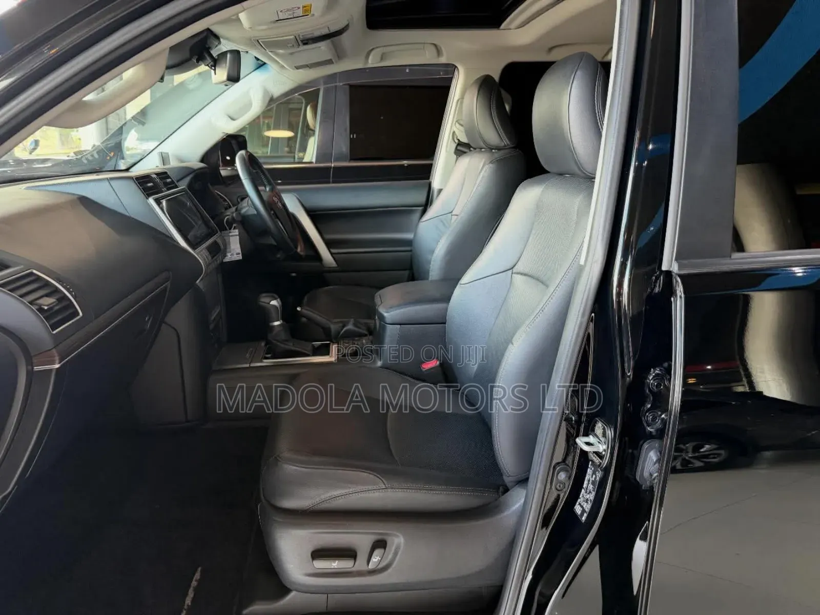 Toyota Land Cruiser Prado 2.7 2019 Black