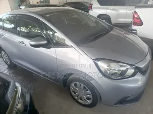 Honda Fit 2020 Silver
