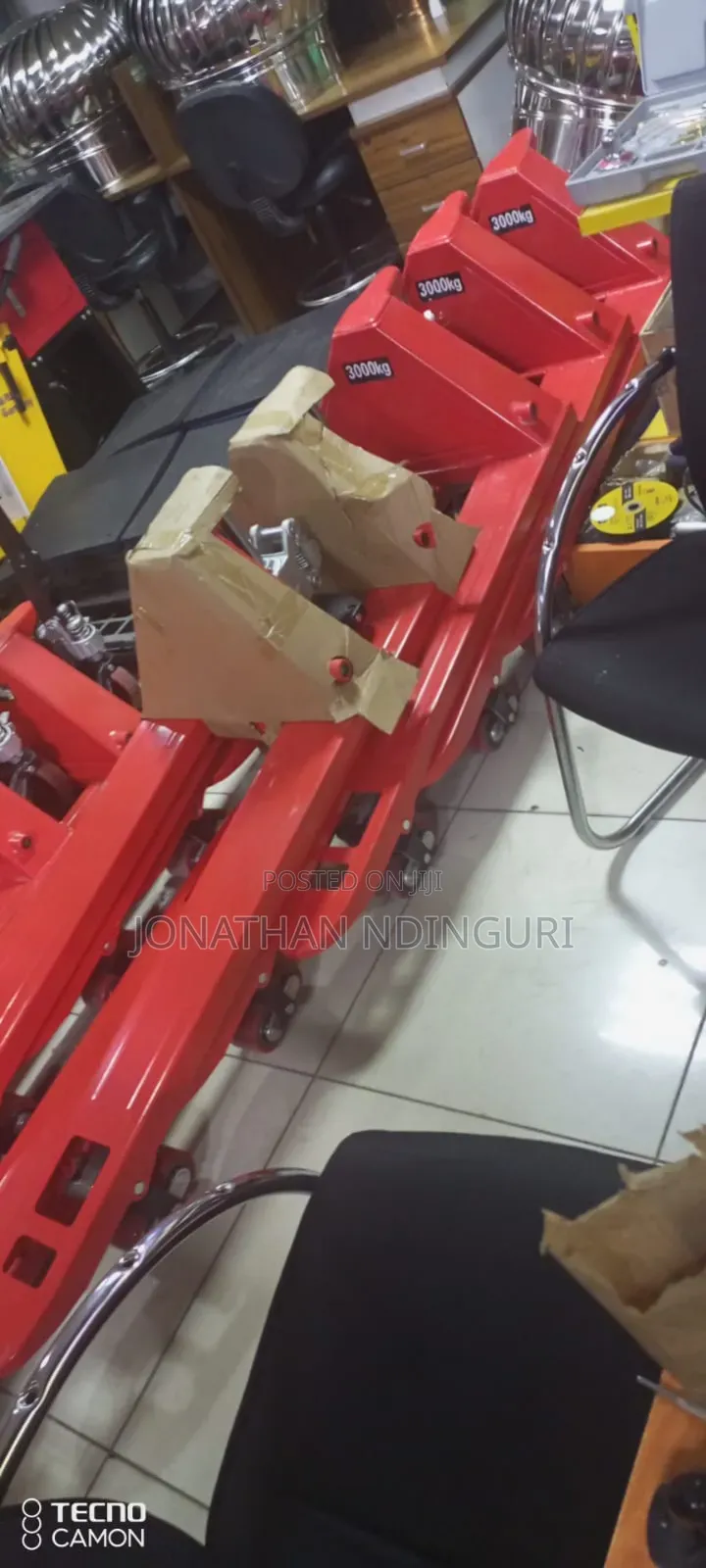 Heavy-Duty 3-Tonne Pallet Jack