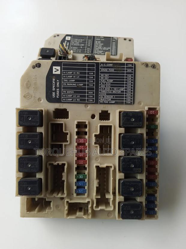 Nissan Navara Fusebox - thumbnail 3