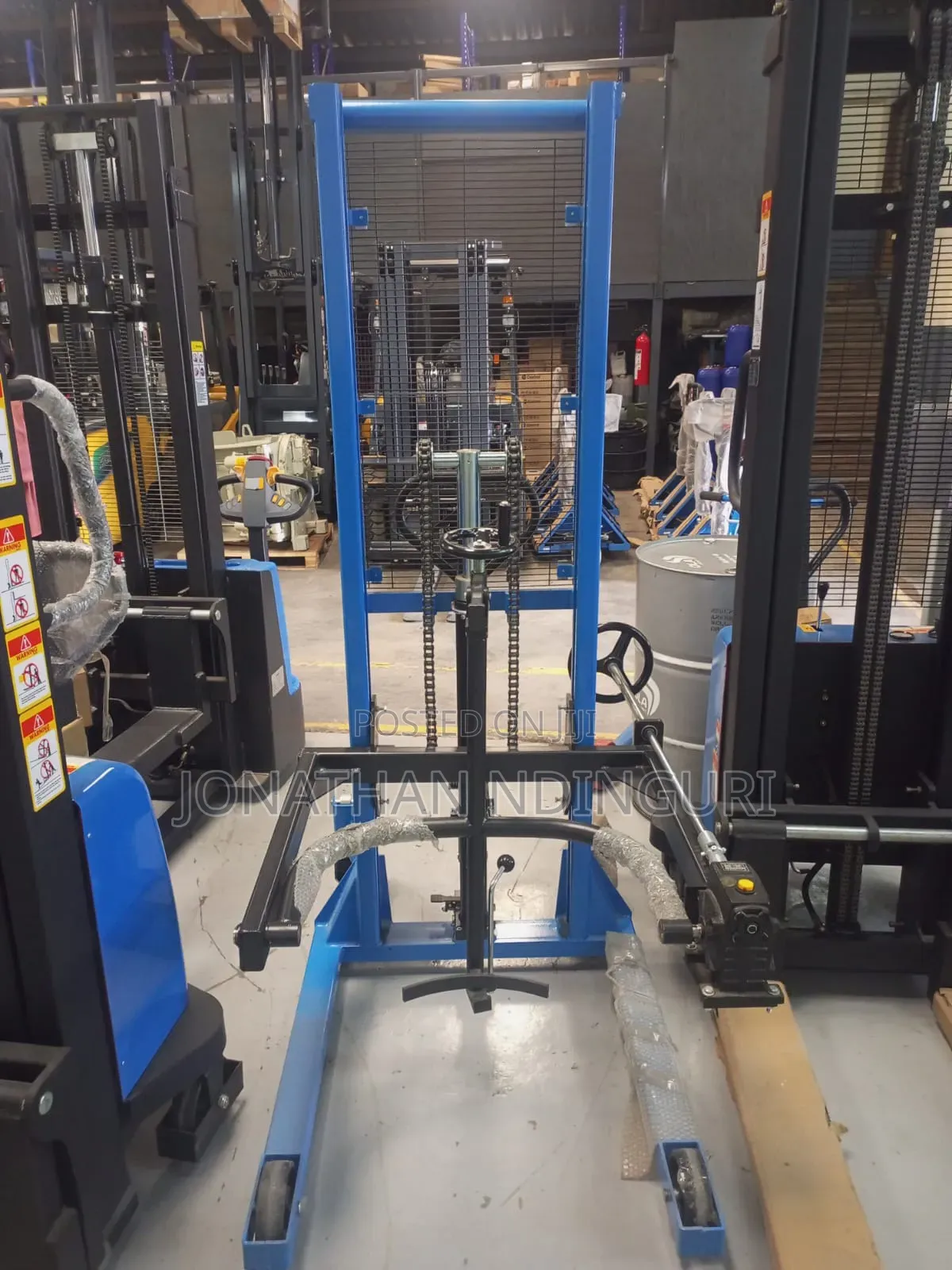 Manual Hydraulic Drum Stacker