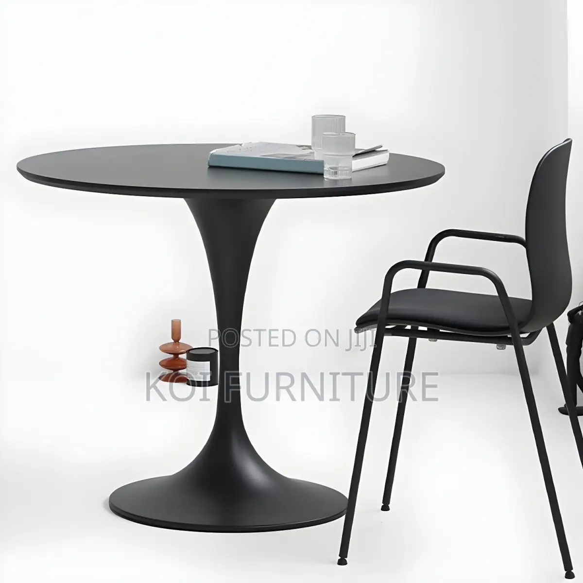 Coffee Table; Classic Round Marble 4 Seaters Home Office Coffee Table