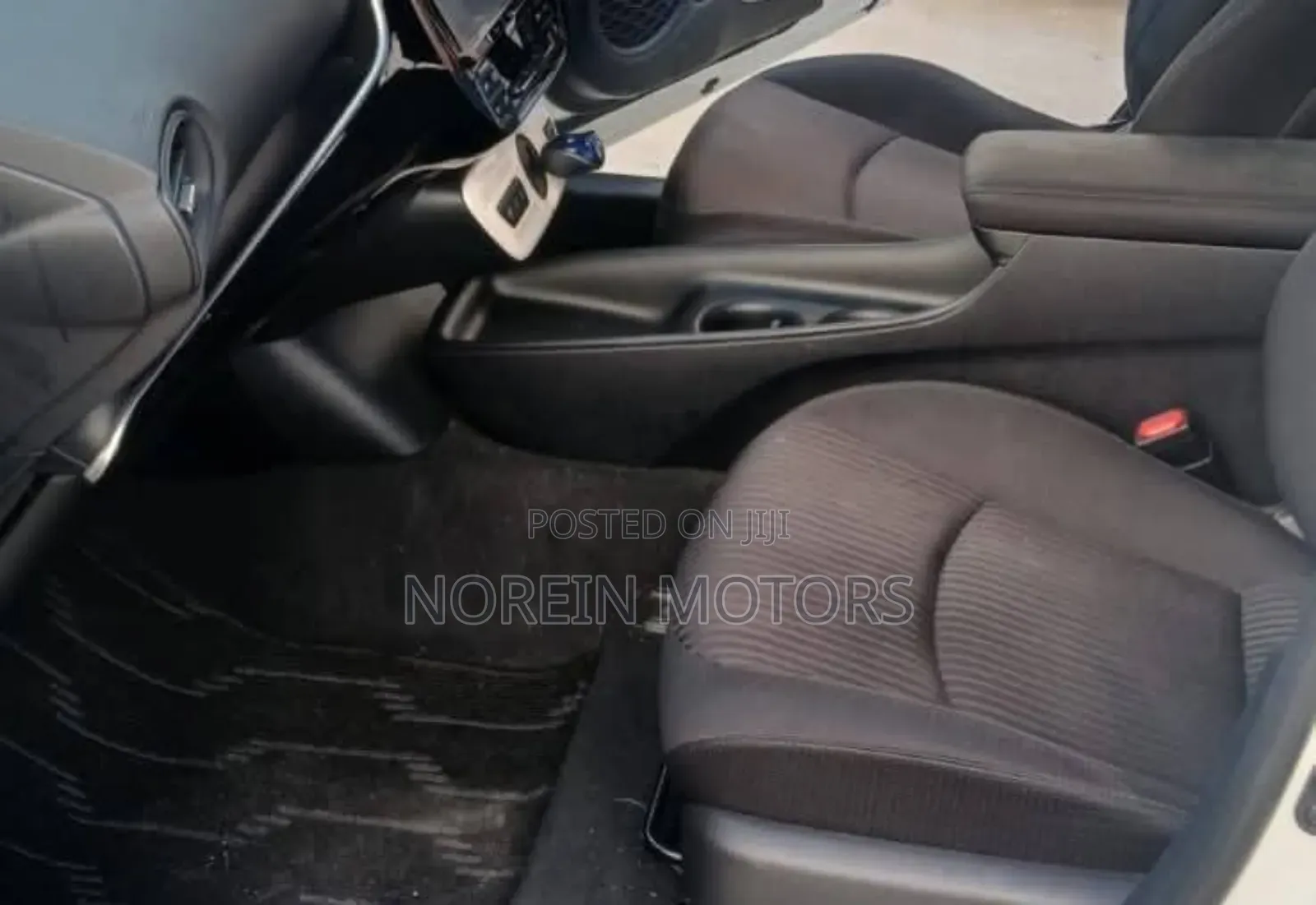 Toyota Prius 2017 Pearl
