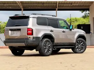 Toyota Land Cruiser Prado 2.8 2024 Silver