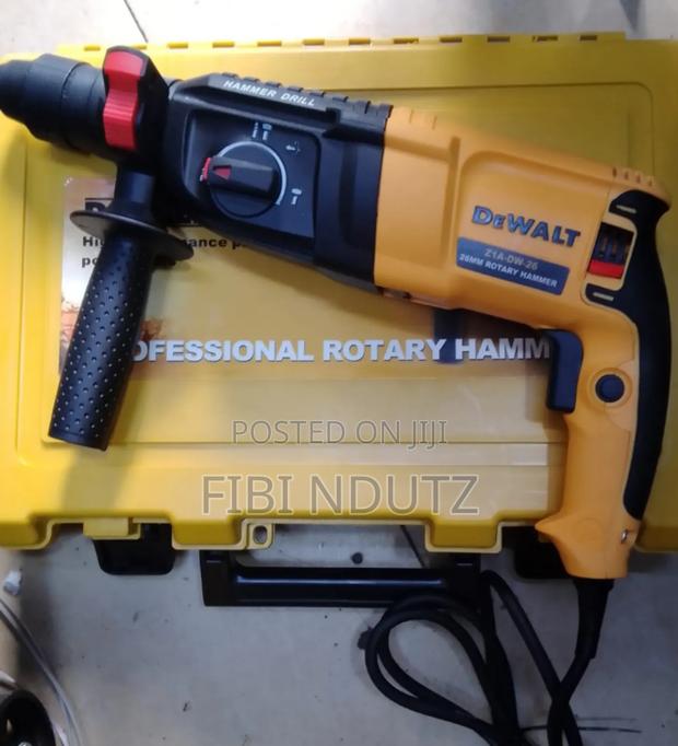 800w Dewalt Rotary Hammer/Rotary Hammer