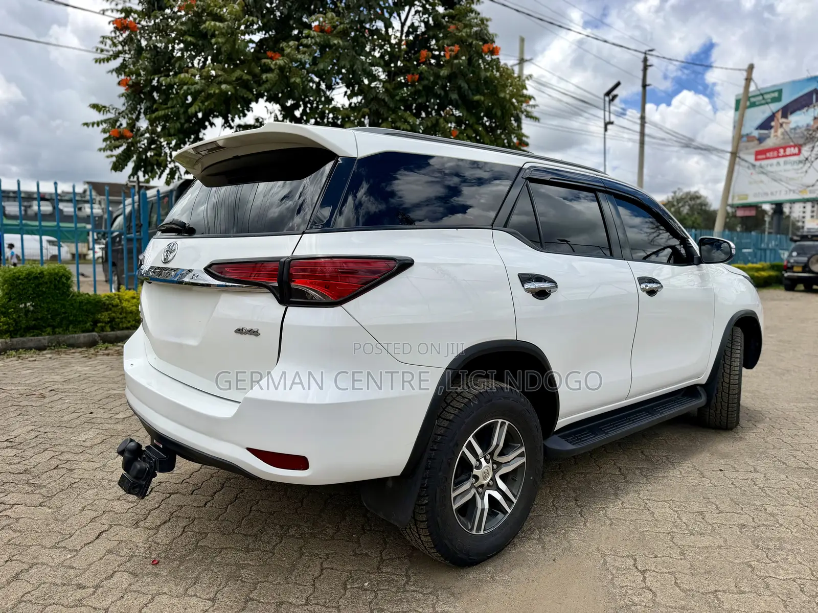 Toyota Fortuner 2019 White
