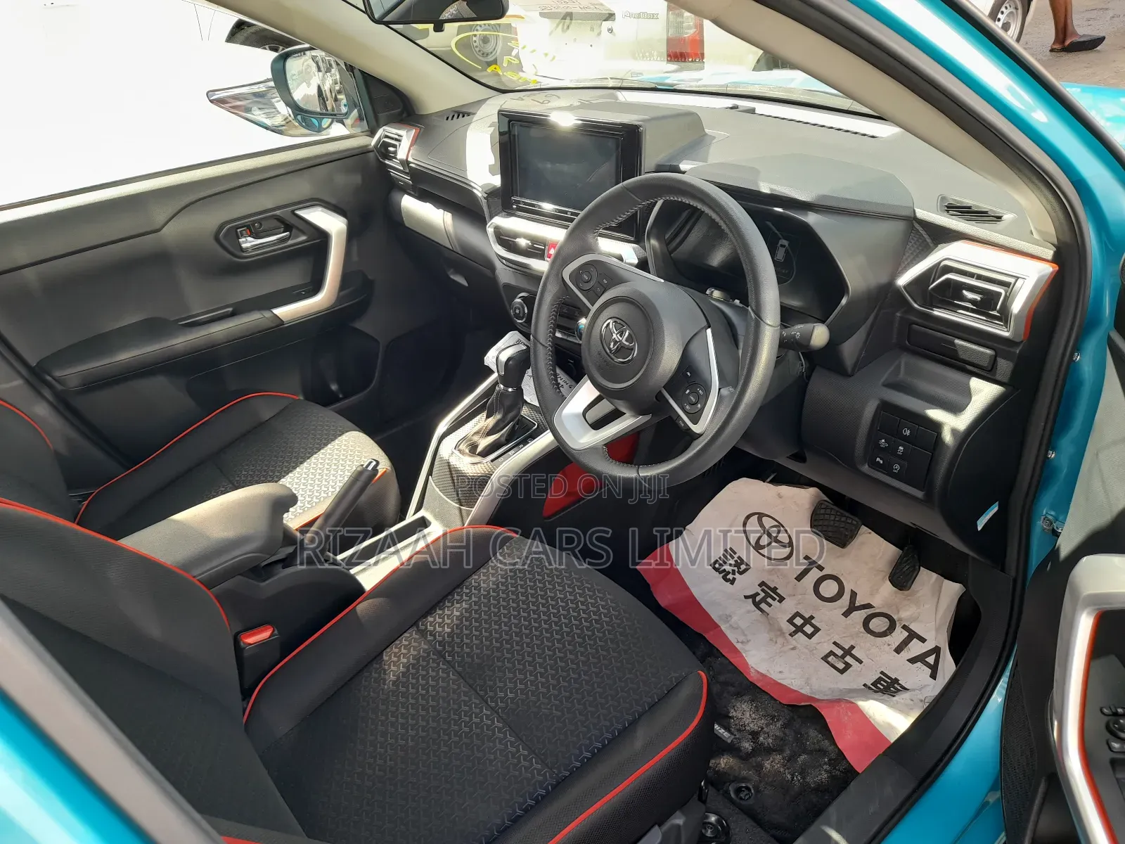 Toyota Raize 2021 Blue
