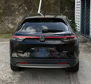 Honda Vezel 2018 Matt Black
